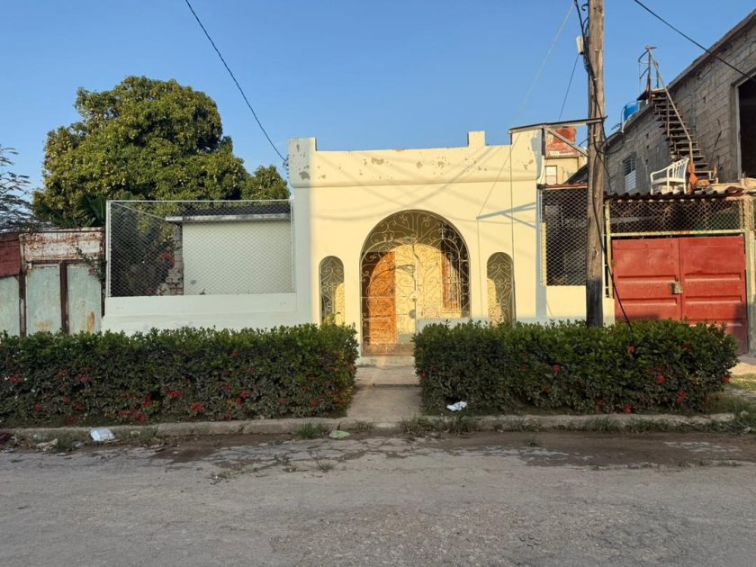 House with 3 bedrooms for sale in Ampliación Almendares, Playa, La Habana