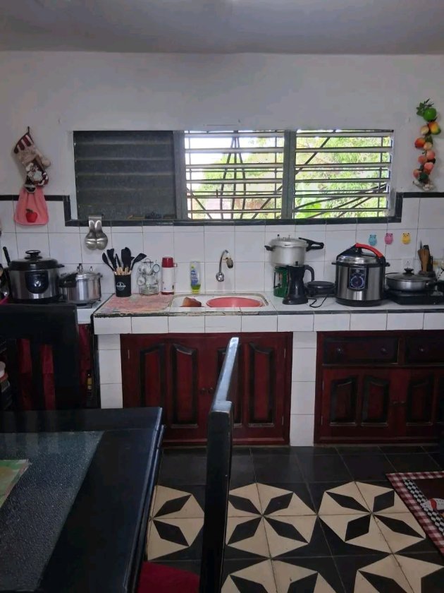 Casa de 3 habitaciones en venta en Las Tunas