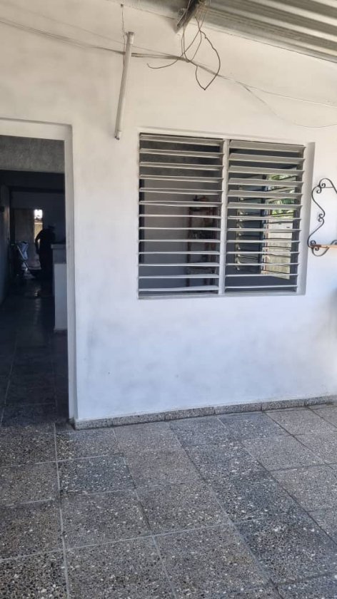 Casa Independiente de 3 habitaciones en venta en Boyeros, La Habana