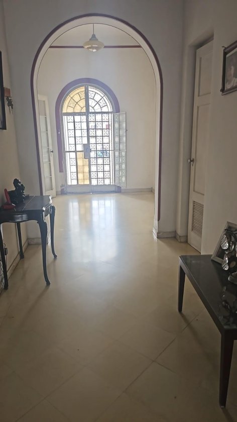 Casa Independiente de 6 habitaciones en venta en Kholy, Playa, La Habana