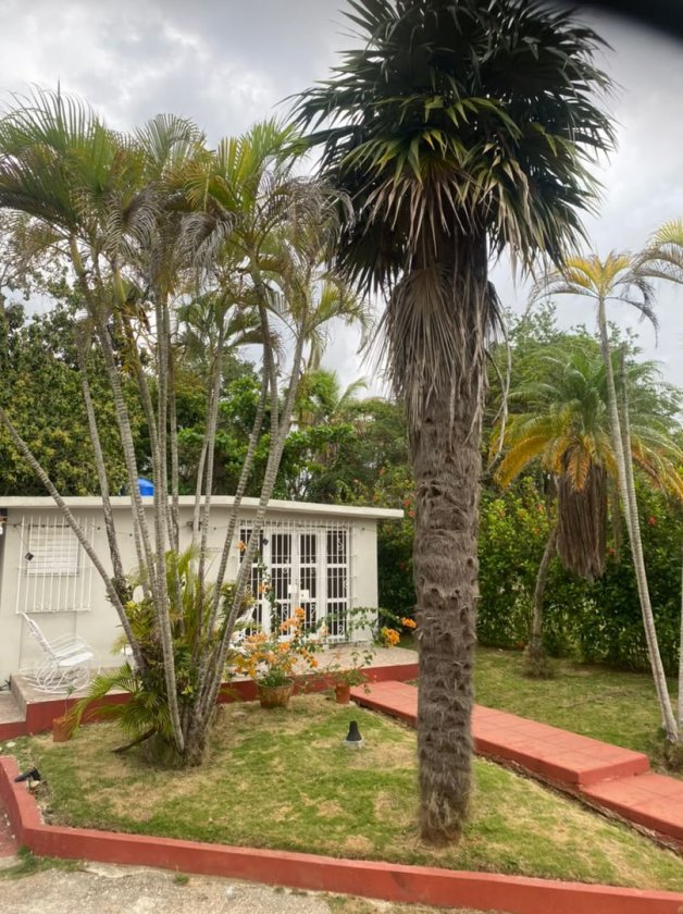 Casa Independiente de 2 habitaciones en venta en Arroyo Arenas, La Lisa, La Habana