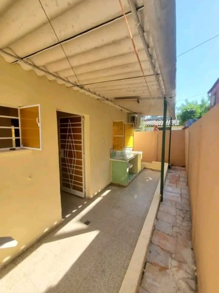 Casa Independiente de 3 habitaciones en venta en Río Verde, Boyeros, La Habana - 19