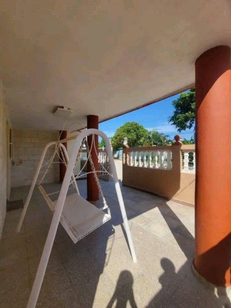 Casa Independiente de 3 habitaciones en venta en Río Verde, Boyeros, La Habana - 3