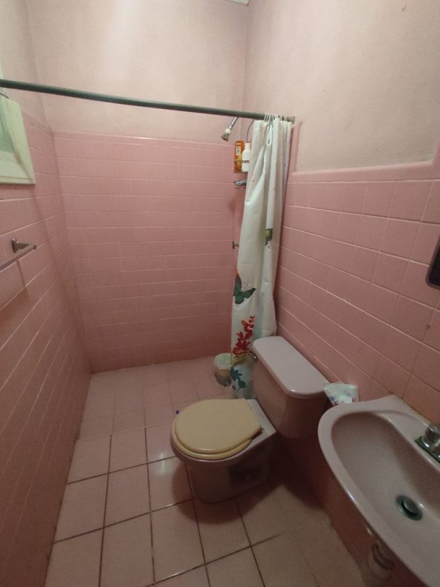 Casa Independiente de 5 habitaciones en venta en Mónaco, Diez de Octubre, La Habana