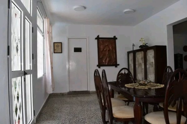 Casa Independiente de 4 habitaciones en venta en Siboney - Playa, Playa, La Habana - 10