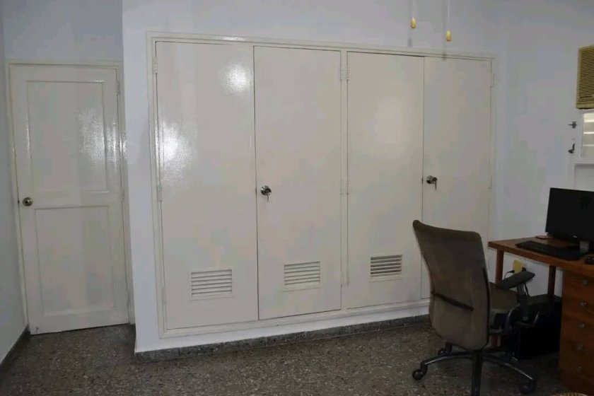 Casa Independiente de 4 habitaciones en venta en Siboney - Playa, Playa, La Habana