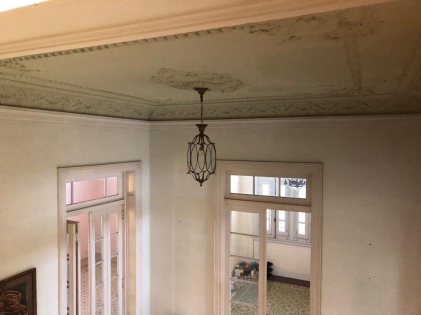 Casa Independiente de 5 habitaciones en venta en Santos Suárez, Diez de Octubre, La Habana