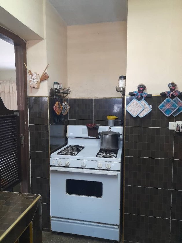 Apartment with 2 bedrooms for sale in Dragones, Centro Habana, La Habana