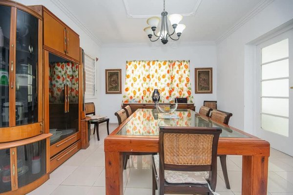 Casa Independiente de 5 habitaciones en venta en Miramar, Playa, La Habana - 13
