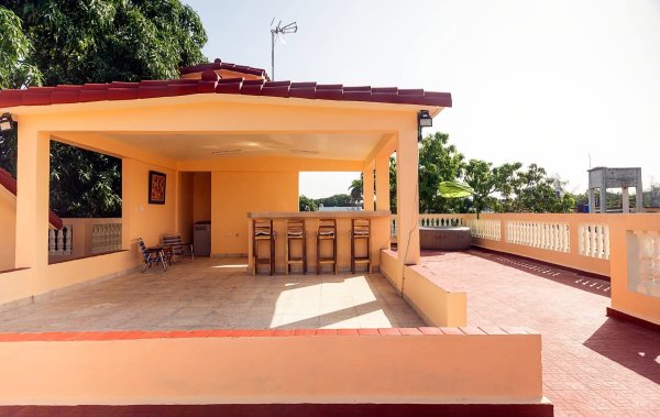 Casa Independiente de 5 habitaciones en venta en Miramar, Playa, La Habana - 7