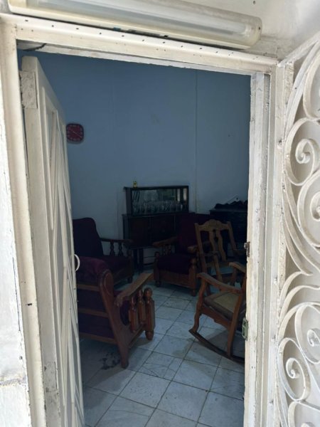Casa de 3 habitaciones en venta en Centro Habana, La Habana