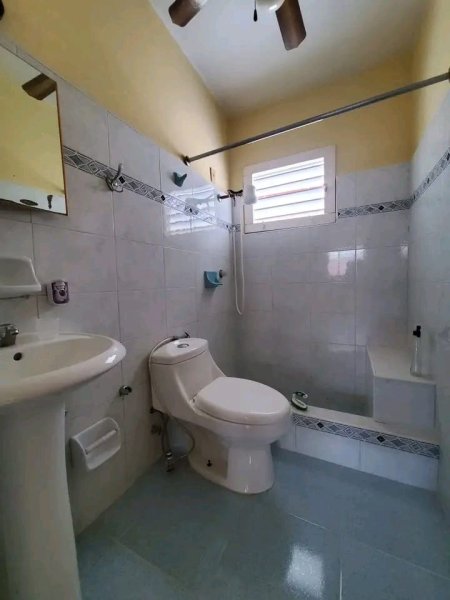 Biplanta de 3 habitaciones en venta en Río Verde, Boyeros, La Habana - 3