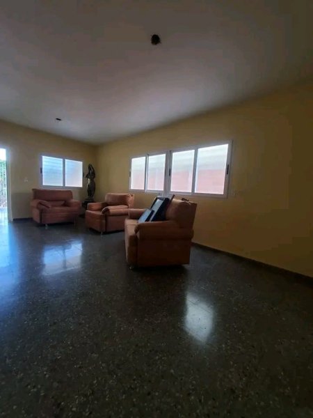Biplanta de 3 habitaciones en venta en Río Verde, Boyeros, La Habana - 5