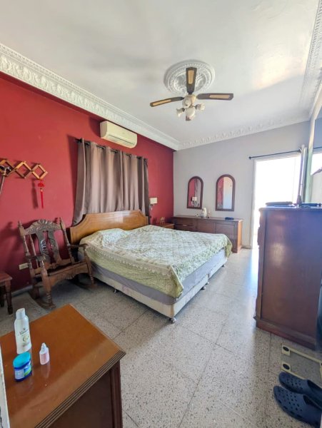 Casa Independiente de 4 habitaciones en venta en Santos Suárez, Diez de Octubre, La Habana - 17