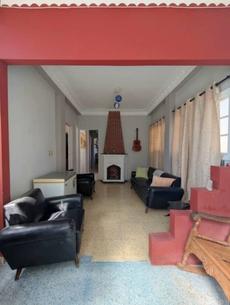 Casa Independiente de 4 habitaciones en venta en Santos Suárez, Diez de Octubre, La Habana - 9