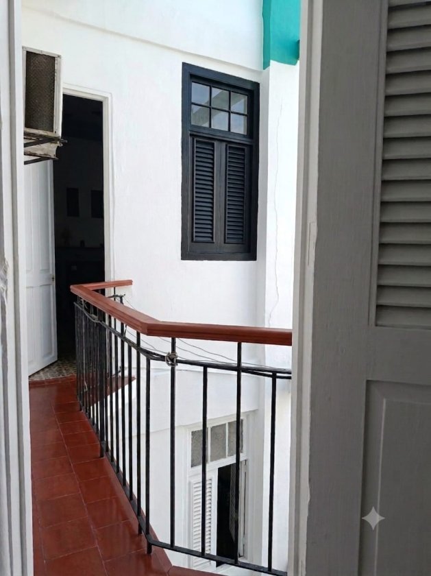 Apartment with 2 bedrooms for sale in Dragones, Centro Habana, La Habana