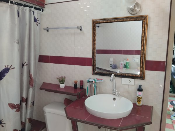 Casa de 3 habitaciones en venta en Luyanó, Diez de Octubre, La Habana - 6