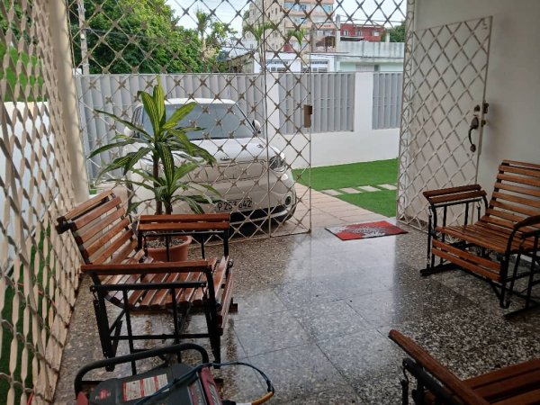 Casa Independiente de 6 habitaciones en venta en Nuevo Vedado, Plaza de la Revolución, La Habana - 10