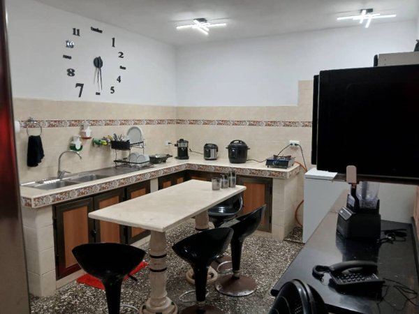 Casa Independiente de 6 habitaciones en venta en Nuevo Vedado, Plaza de la Revolución, La Habana - 6