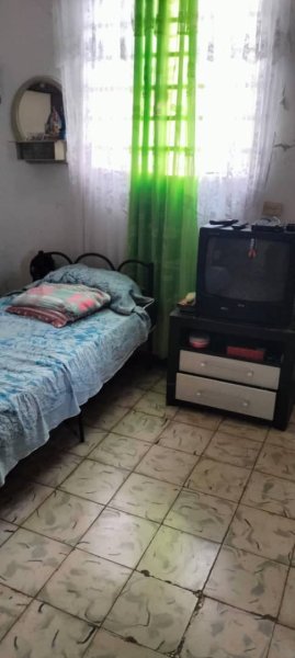 Detached House with 4 bedrooms for sale in Lawton, Diez de Octubre, La Habana - 11