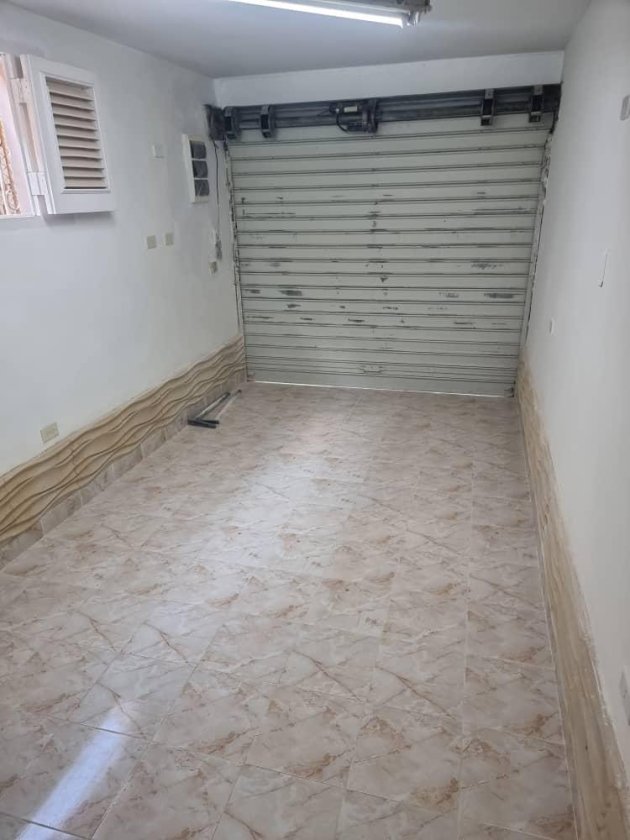 Casa de 4 habitaciones en venta en La Ceiba - Kholy, Playa, La Habana