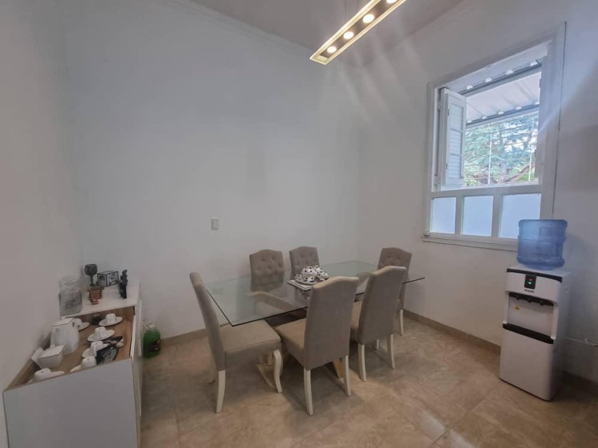Casa de 4 habitaciones en venta en La Ceiba - Kholy, Playa, La Habana