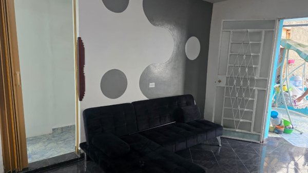 Casa de 5 habitaciones en venta en Diez de Octubre, La Habana - 11