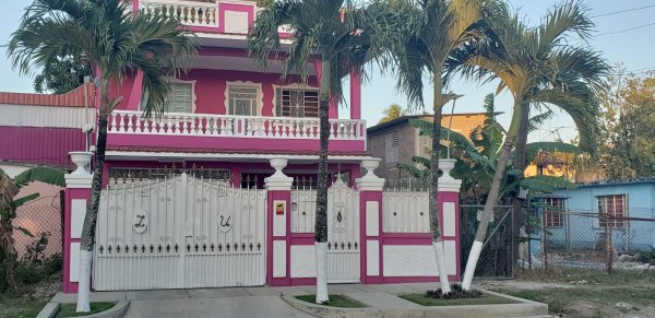 Casa de 5 habitaciones en venta en Eléctrico, Arroyo Naranjo, La Habana