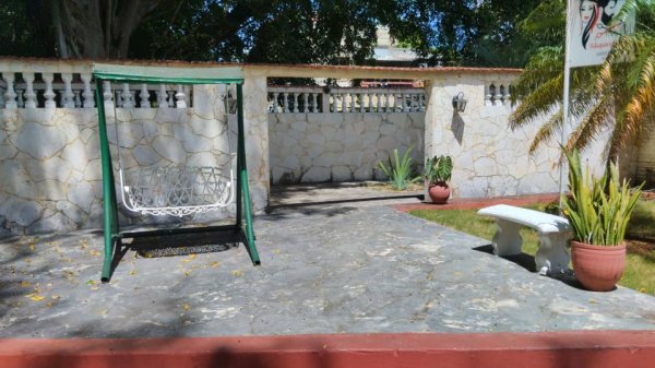 Casa de 3 habitaciones en venta en Siboney - Playa, Playa, La Habana - 12