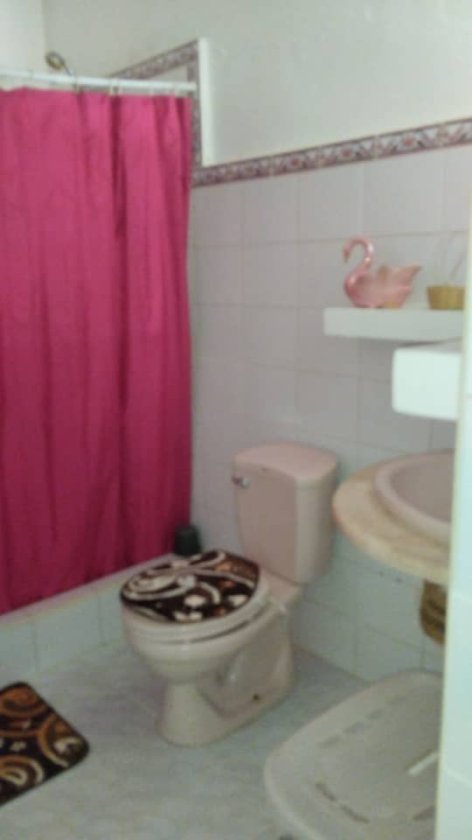 Casa de 3 habitaciones en venta en Siboney - Playa, Playa, La Habana