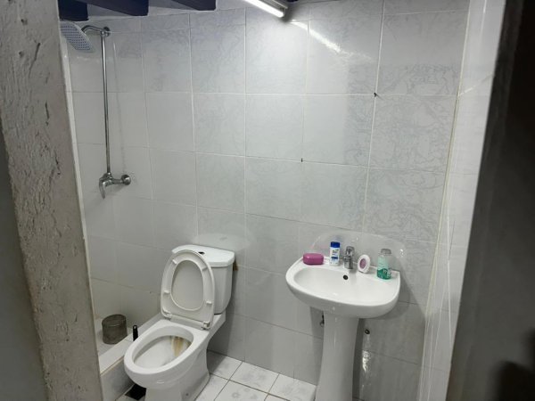 Casa de 3 habitaciones en venta en Centro Habana, La Habana - 2