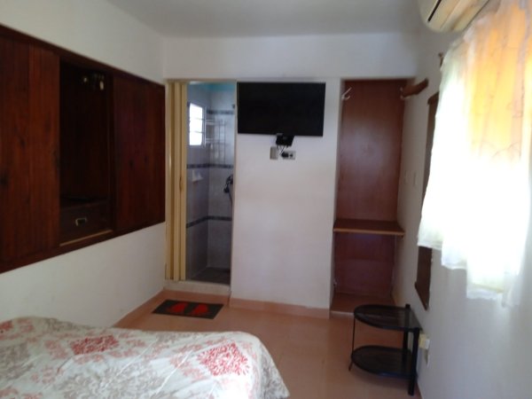 Biplanta de 2 habitaciones en venta en Miramar, Playa, La Habana - 4