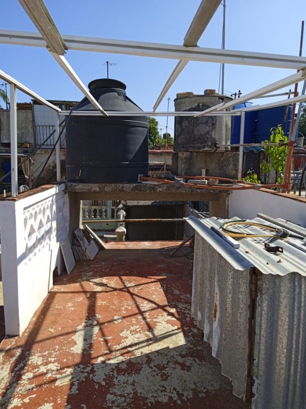Biplanta de 2 habitaciones en venta en Miramar, Playa, La Habana