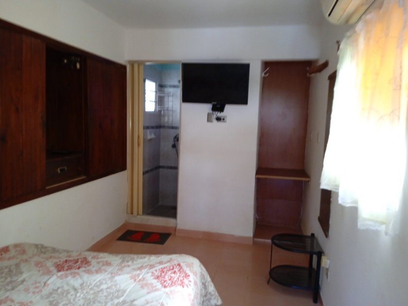 Biplanta de 2 habitaciones en venta en Miramar, Playa, La Habana