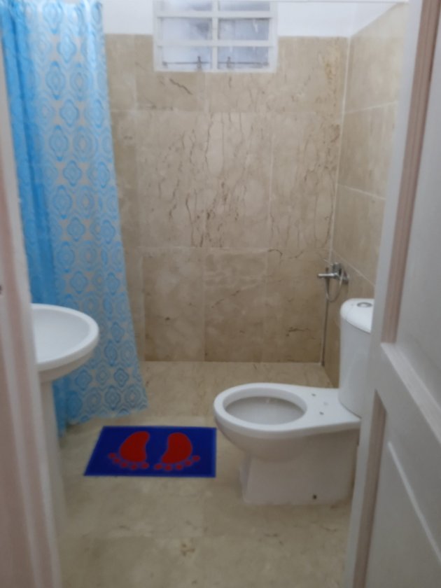 Biplanta de 2 habitaciones en venta en Miramar, Playa, La Habana