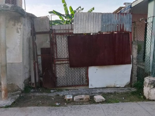 Duplex with 2 bedrooms for sale in La Fraternidad, Arroyo Naranjo, La Habana - 12