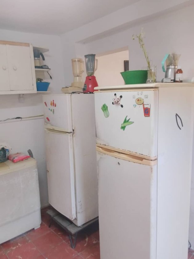 Biplanta de 2 habitaciones en venta en La Fraternidad, Arroyo Naranjo, La Habana