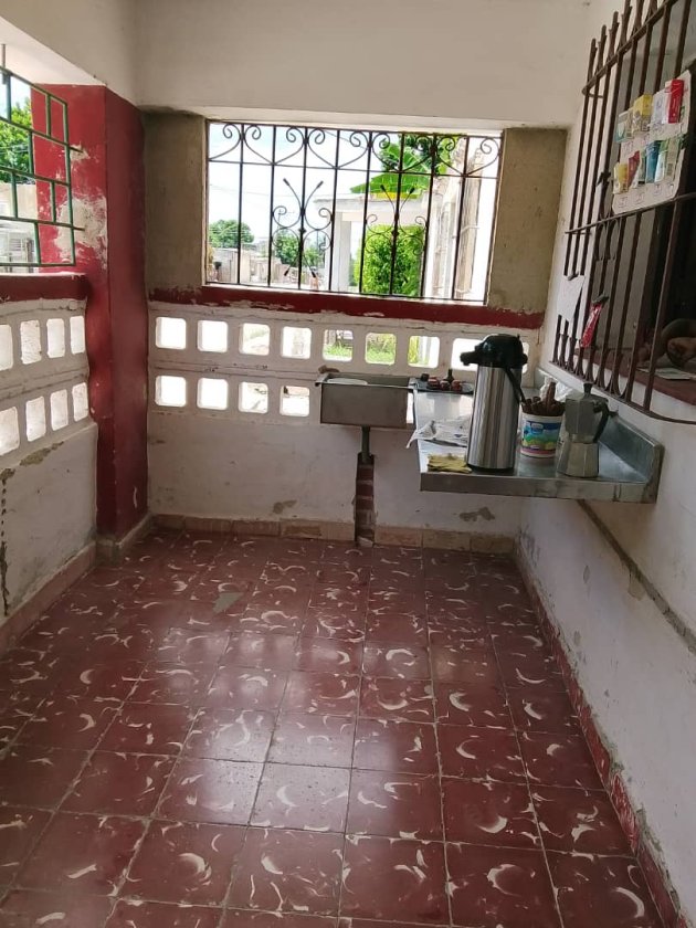 Biplanta de 2 habitaciones en venta en La Fraternidad, Arroyo Naranjo, La Habana
