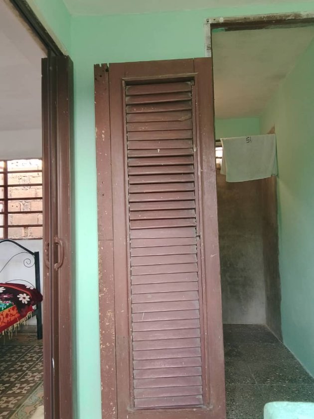 Biplanta de 2 habitaciones en venta en La Fraternidad, Arroyo Naranjo, La Habana