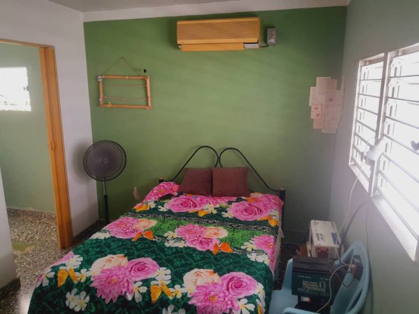Duplex with 2 bedrooms for sale in San Miguel del Padrón, La Habana - 3