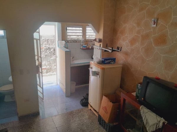 Duplex with 2 bedrooms for sale in San Miguel del Padrón, La Habana - 6