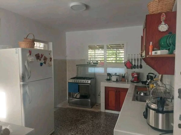 Casa Independiente de 4 habitaciones en venta en Siboney - Playa, Playa, La Habana - 12