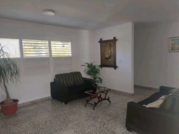 Casa Independiente de 4 habitaciones en venta en Siboney - Playa, Playa, La Habana - 13