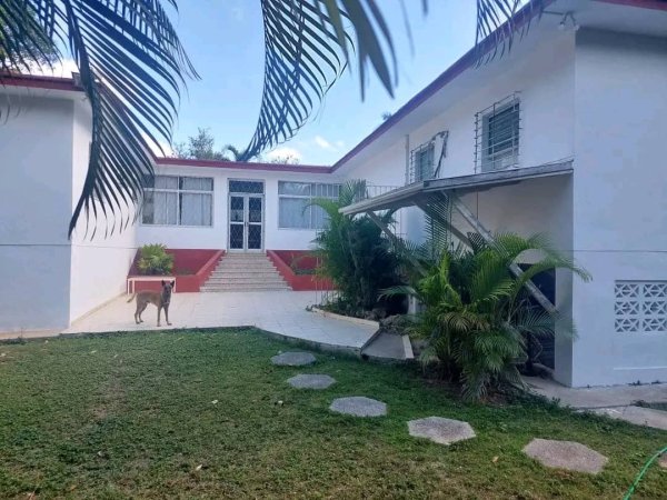 Casa Independiente de 4 habitaciones en venta en Siboney - Playa, Playa, La Habana - 7