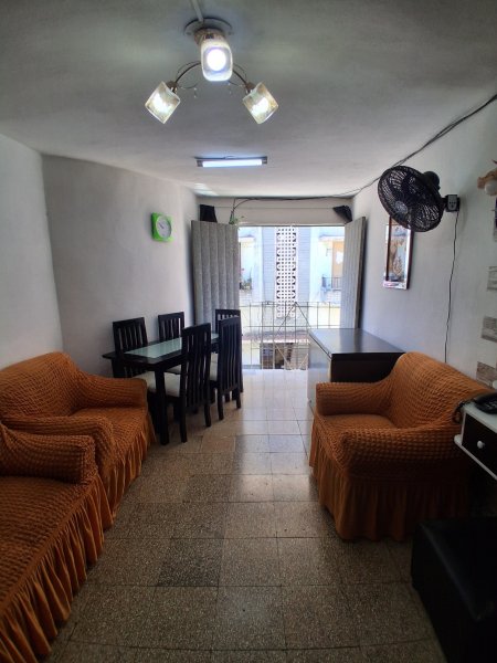 Apartamento de 2 habitaciones en venta en Centro Habana, La Habana