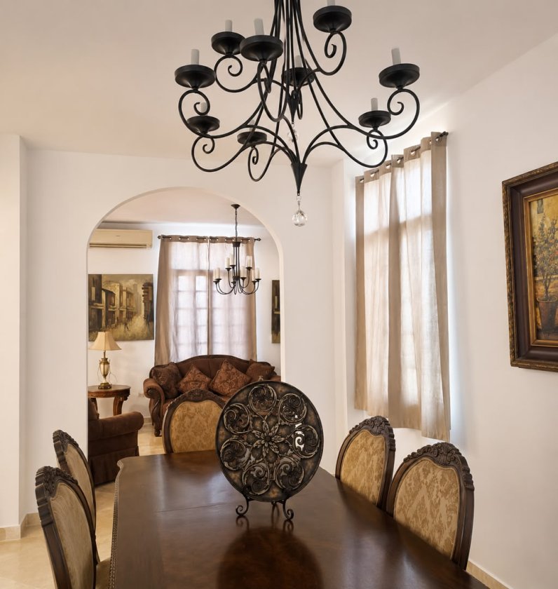 Casa Independiente de 6 habitaciones en venta en Kholy, Playa, La Habana