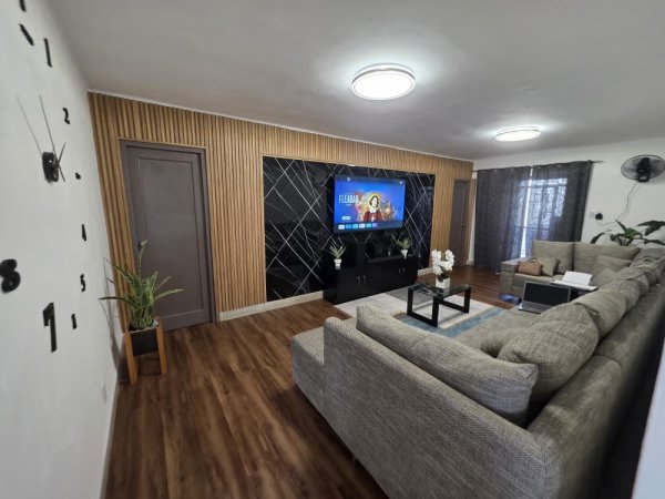 Apartamento de 3 habitaciones en venta en Cubanacán, Playa, La Habana