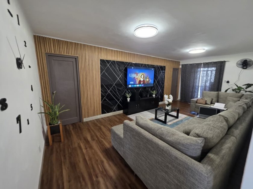 Apartamento de 3 habitaciones en venta en Cubanacán, Playa, La Habana