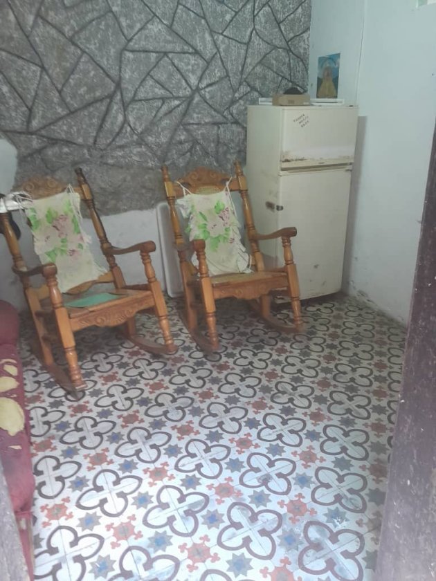 Casa de 2 habitaciones en venta en Luyanó, Diez de Octubre, La Habana