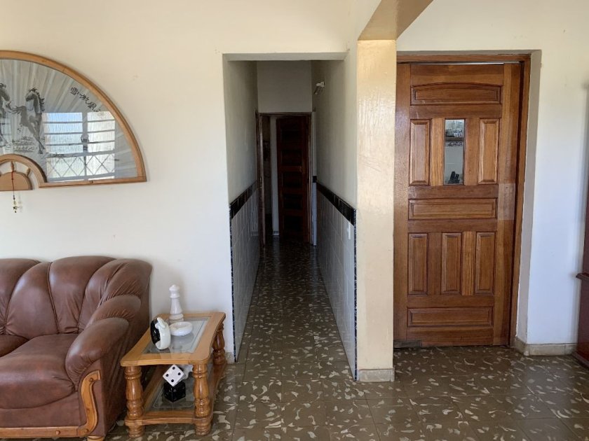 Casa Independiente de 5 habitaciones en venta en Wajay, Boyeros, La Habana